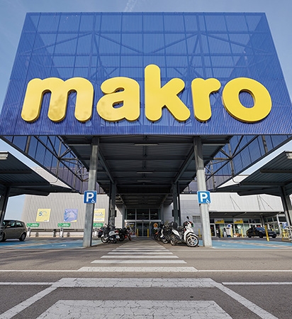 Makro