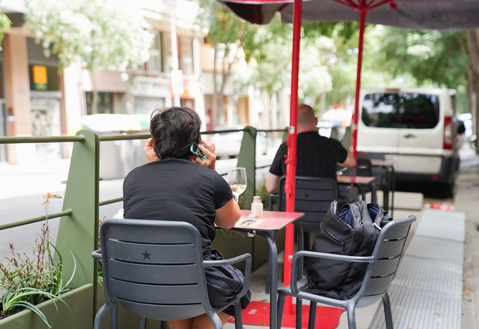 Les terrasses a la calçada es consoliden i es dignifiquen