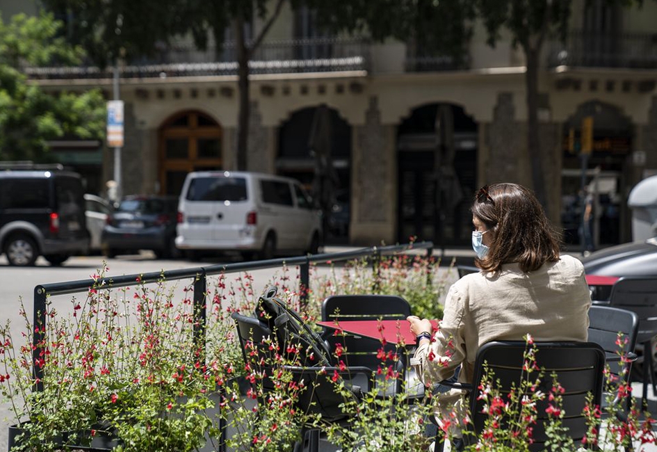 Les terrasses a la calçada es consoliden i es dignifiquen