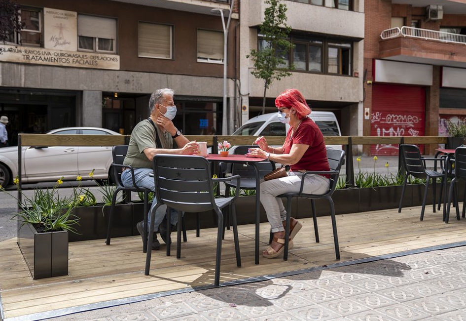 Les terrasses a la calçada es consoliden i es dignifiquen